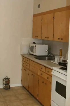 2-Bed Apt Near Acadia U – Available July 28! Image# 1