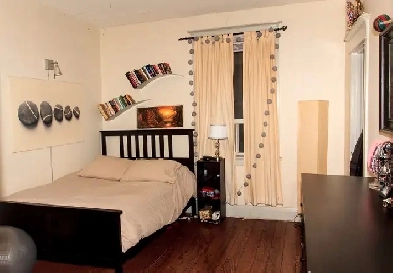2 bdr, 1st FL, $1800  hydro, April 1, House for rent Image# 1