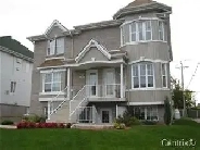 Ste Dorothée, Laval-2 CAC   stationnement à louer Image# 1