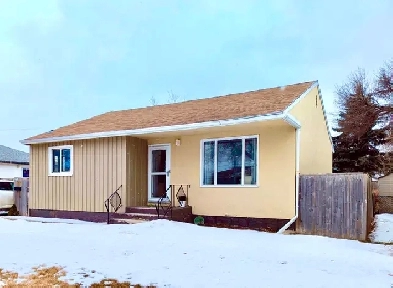 OPEN HOUSE | Mar 22 & 23 | Sat & Sun | 2-4pm-68 Arrowwood Dr. N. Image# 1