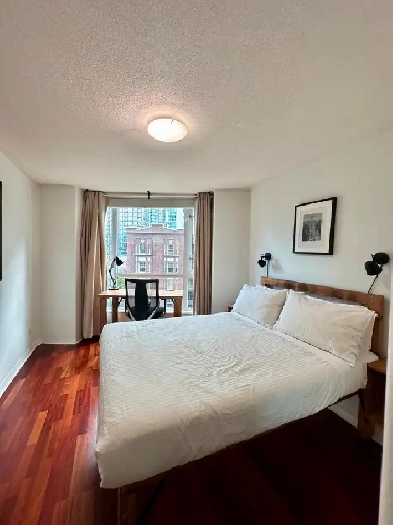 Spacious Private Room | UTILITIES INCLUDED Image# 2