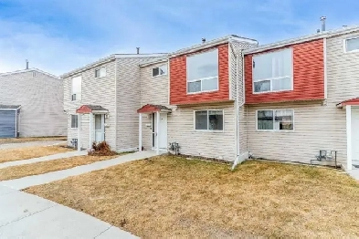 For $260,000! FIRST TIME BUYERS - 3 BED 1.5 BATH Image# 1