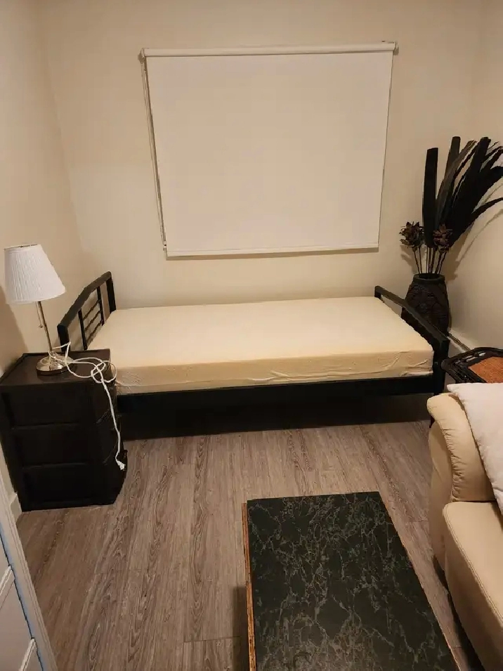 ROOM FOR RENT IN TWO BEDROOM APARTMENT SOUTHWEST in Calgary,AB - Room Rentals & Roommates