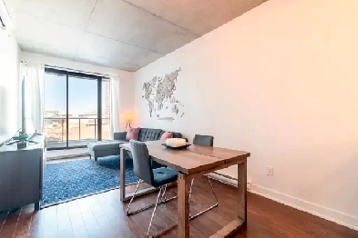LUXE DT Montreal Grand 3 1/2 meubles inclus à Louer Avril Image# 1