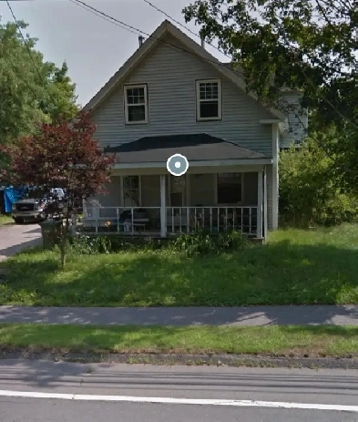 sharing room Image# 1