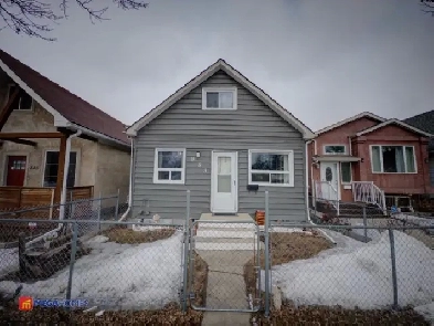 MEGAHOMES OPEN HOUSE TODAY SUNDAY 2-4PM - 833 COLLEGE AVE Image# 1