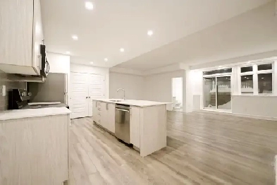 2 Bedroom 1.5 Bathroom Main Floor Apartment Orleans May 1 Image# 3