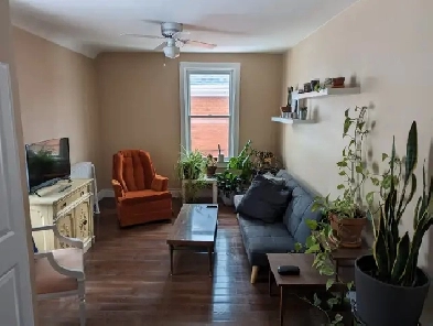 Att Students - Great 2 bedroom Apt 5 minutes to Campus Inclusive Image# 1