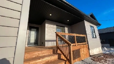 brand new 5bed, 3bath, Quispamsis NB with a view! Image# 1