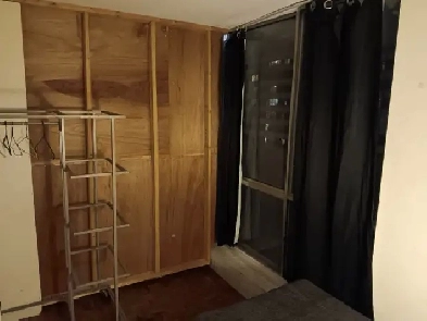 NOW Avail DOWNTOWN Sherbourne SUbway  PRIVATE Made UP ROOM w/Gym