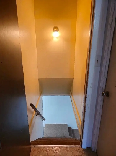 3 bedroom basement apartment Image# 3