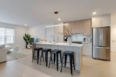 TRÈS LUMINEUX 4 1/2 - Rez-de-jardin à Boisbriand Image# 1