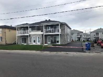 Salaberry-de-Valleyfield 4 1/2 à louer 1er juil 2025 Image# 1