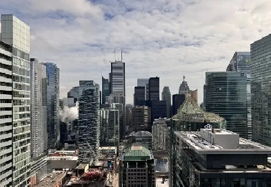 Luxury 1-Bedroom Condo in Downtown Toronto’s Waterfront