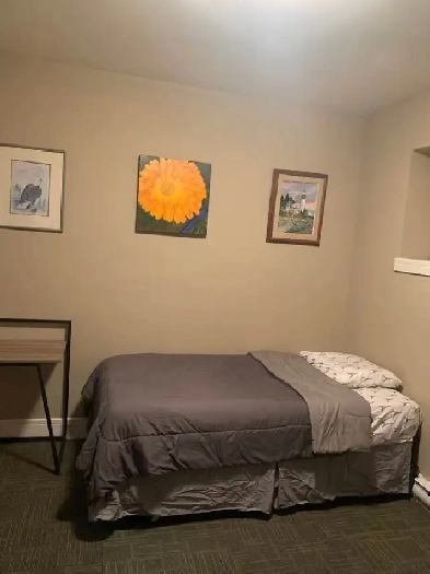 Room Available Immediately Image# 9