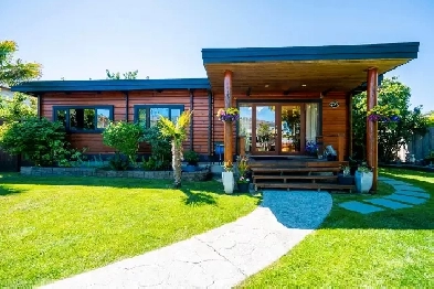 Three Bedroom, One Bathroom, House for Rent Image# 1