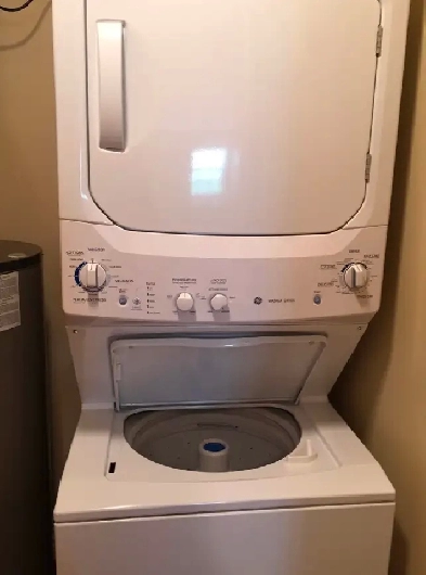 Quiet 2bedroom unit with washer & dryer is available for May 1 Image# 1