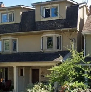 House for sale in Toronto (Riverdale area)