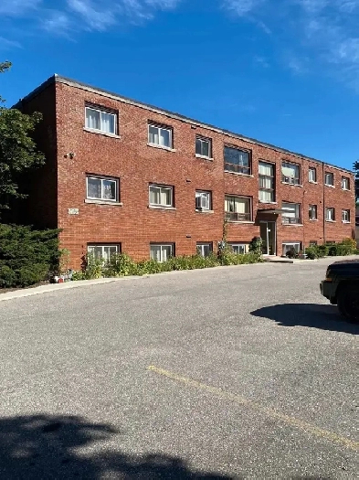 2 bedroom, Clinton ON Image# 2
