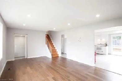 SUMMER SUBLET Image# 1