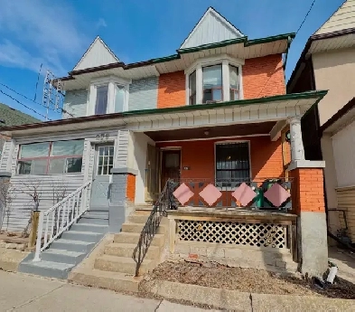 Fixer Upper For Sale In Toronto! Image# 1