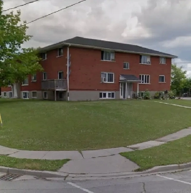 2 BEDROOM APARTMENT - $2,000 ALL INCLUSIVE - GALT Image# 1