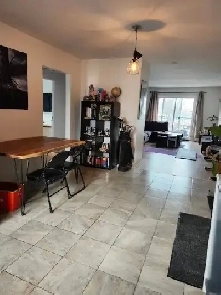 Beau 4 1/2 bon secteur Image# 1