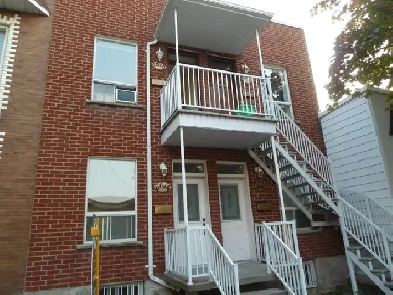 ROSEMONT - LA PETITE PATRIE,  4 ½ ENSOLEILLE, METRO FABRE Image# 1