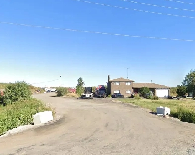Yard space and parking spot for rent Image# 3