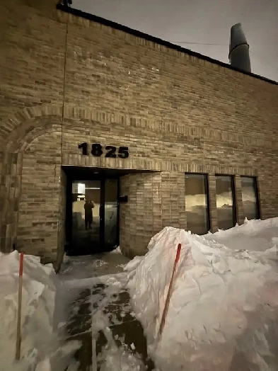 Local industriel a louer Image# 1