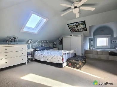 Furnished Room with Private Bathroom in 3-Beds Apt. Hamilton Image# 1