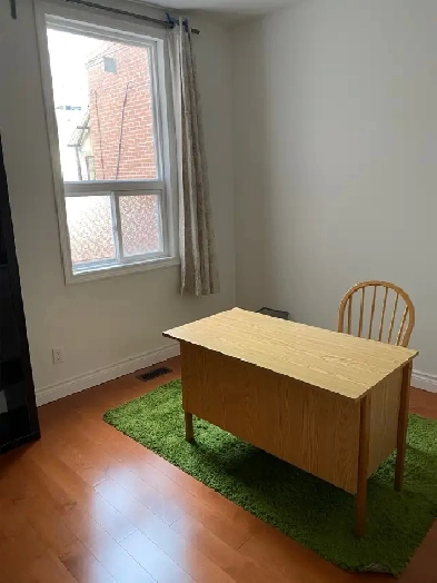 1 Big Bedroom, 4 month short term in the summer