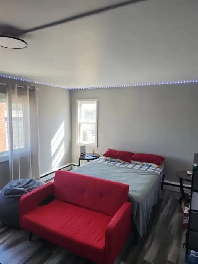 $900 All Inclusive Room Rental - Professionally Managed Image# 3