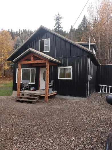 3 bedroom house on 2.7 acres for rent Image# 5