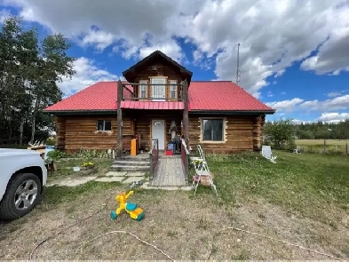 10 acres with 5 bedroom log house Image# 11