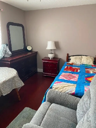 FULLY FURNISHED ROOM FOR RENT BOVAIRD / KENNEDY Image# 1