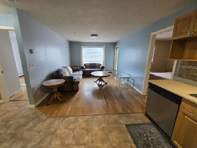 Bright & Modern 2-Bedroom Condo – Your Next Home Awaits! Image# 1