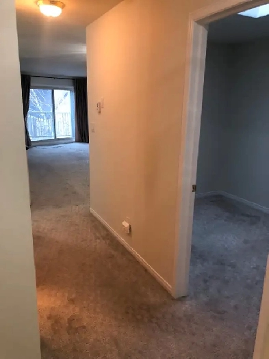 Downtown Stratford Gem – 1 Bedroom   Den Image# 1