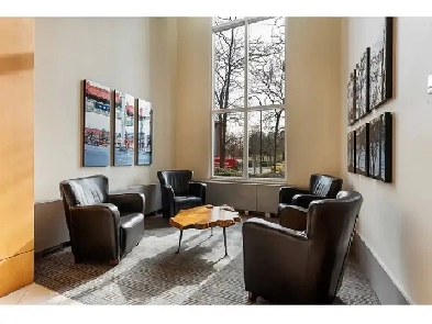 Move-In Ready Now! Early Move-In Available! (PRIVATE BED & BATH) Image# 1