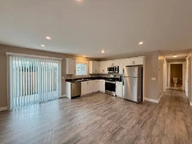 Ground-Level 55  Apartment for Rent – Listowel Image# 1