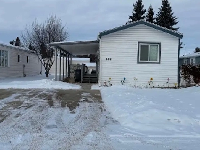 Adult side of Waskasoo Estates Mobile park home for Sale Image# 1