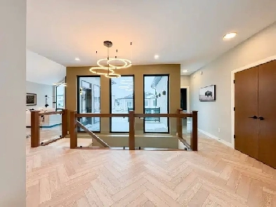 Exclusive New Home in Oak Bluff West – Must See! Image# 1