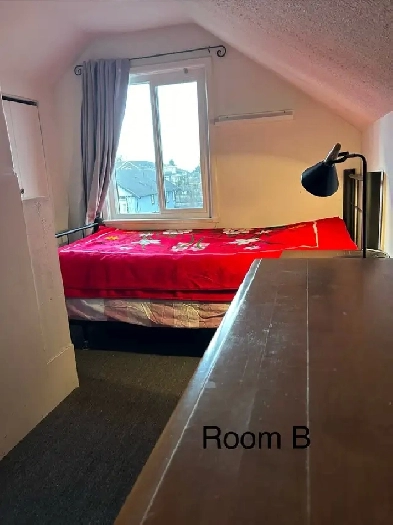 Private room near skytrain station for rent Image# 1