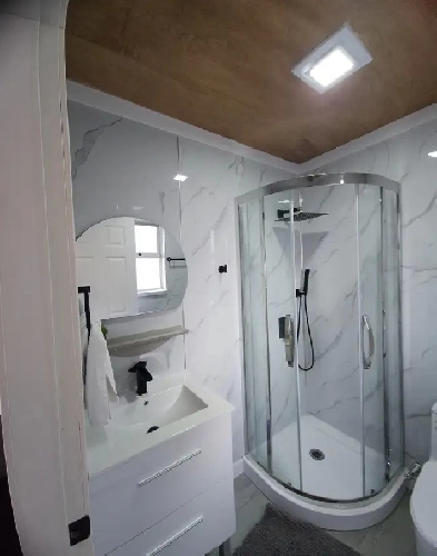 Fully-Furnished Master Bedroom For Rent Image# 1