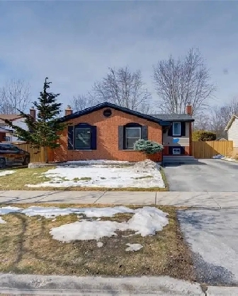 Room for rent in a well maintained house near to Western Uni. Image# 1