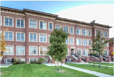 One Bedroom Summer Sublet Image# 1