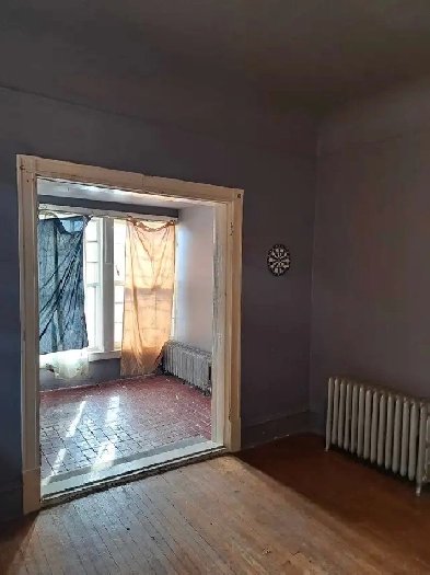 3 bedroom and den Image# 1