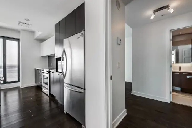 Evolo 2 l Trois cac de luxe pour une vie de rêve! 2 Garages! Image# 1