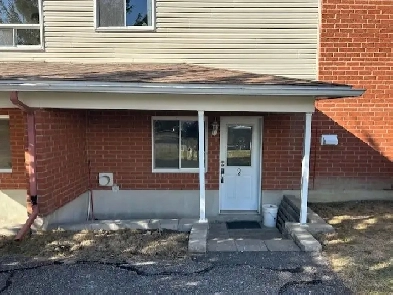 Condo à louer Image# 1