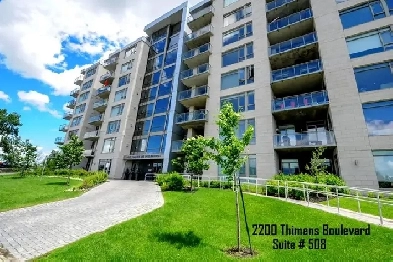 Luxurious 2-bedroom Condo for Sale in Saint-Laurent Image# 1